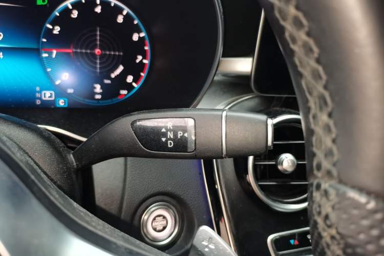 Used Mercedes-Benz C-Class 2020 C 200 L Fashion Edition Sport Version Gear Lever