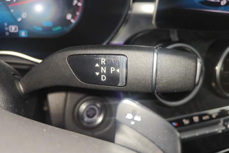 Used Mercedes-Benz C-Class 2020 Restyled C 260 L Sport Edition Gear Lever