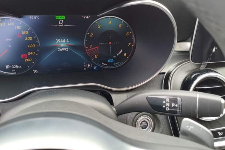 Used Mercedes-Benz C-Class 2020 Restyled C 260 L Sport Edition Gear Lever