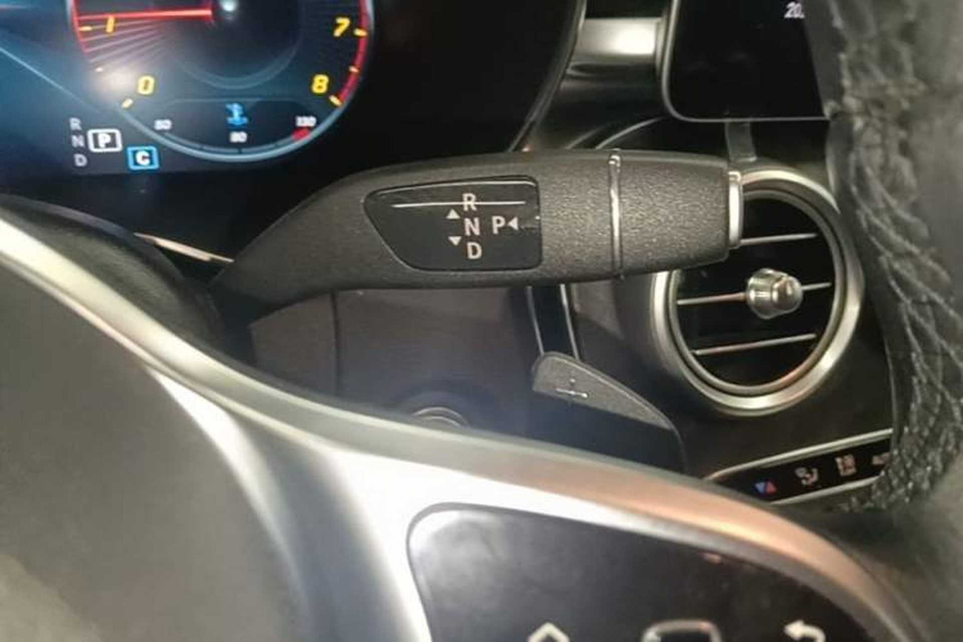 Used Mercedes-Benz C-Class 2020 C 200 station wagon Gear Lever