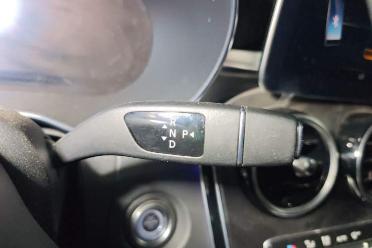 Used Mercedes-Benz C-Class 2020 Restyled C 200 L Fashion Edition Sport Version Gear Lever