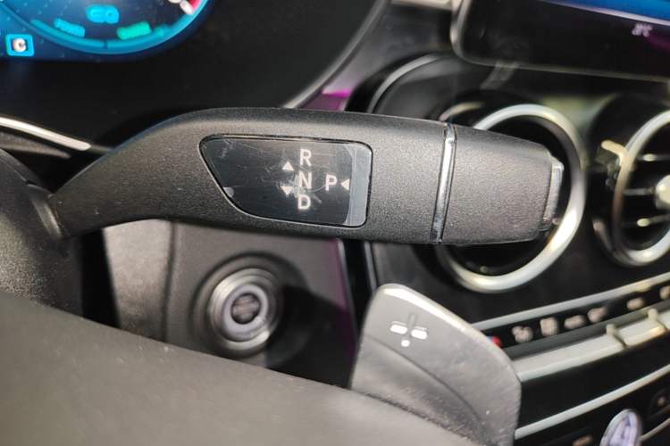 Used Mercedes-Benz C-Class 2020 Restyled C 260 L Sport Edition Gear Lever