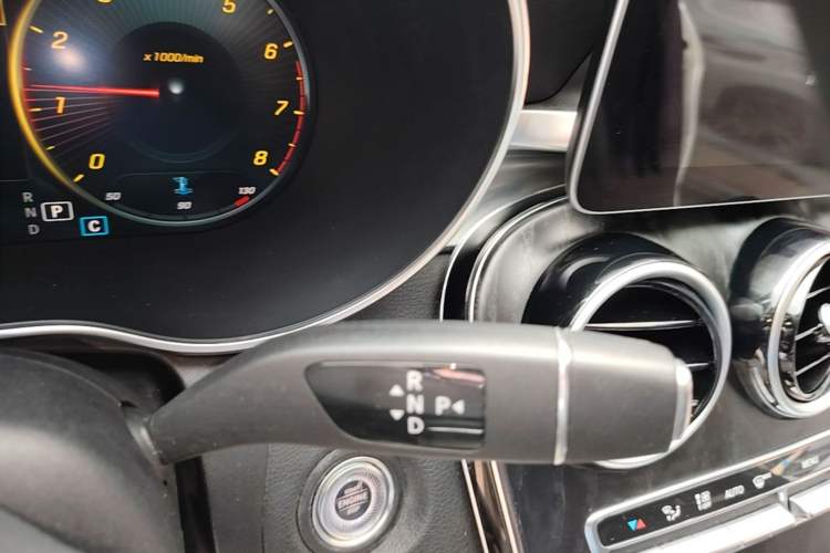Used Mercedes-Benz C-Class 2020 Restyled C 200 L Fashion Edition Sport Version Gear Lever