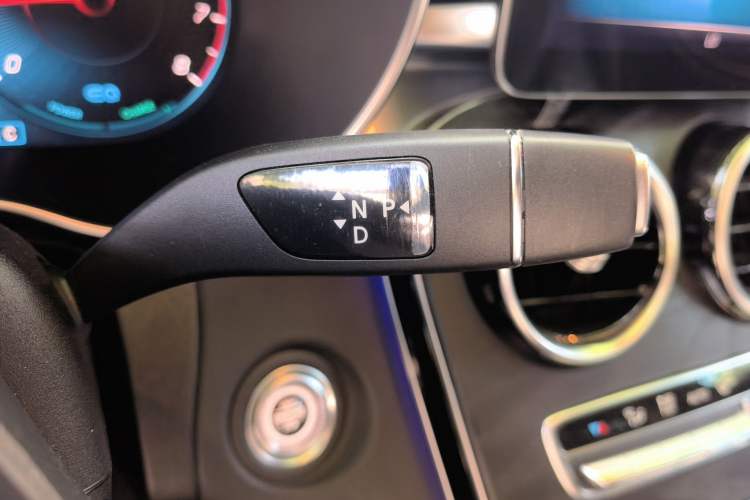 Used Mercedes-Benz C-Class 2020 Restyled C 260 L Sport Edition Gear Lever