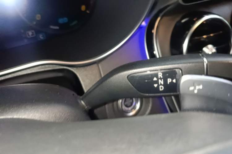 Used Mercedes-Benz C-Class 2020 C 260 L Sport Edition Gear Lever