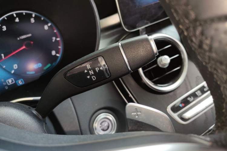 Used Mercedes-Benz C-Class 2020 Restyled C 260 L Sport Edition Gear Lever