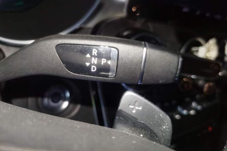 Used Mercedes-Benz C-Class 2020 C 260 L Sport Edition Gear Lever