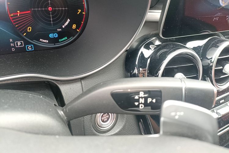 Used Mercedes-Benz C-Class 2020 C 260 Sport Edition Gear Lever