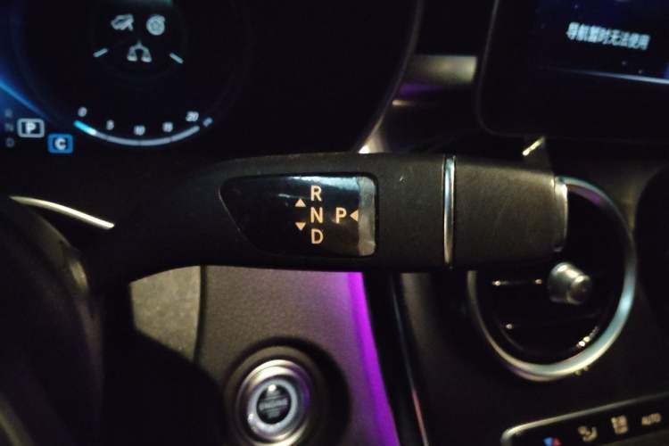Used Mercedes-Benz C-Class 2020 Restyled C 200 L Fashion Edition Sport Version Gear Lever