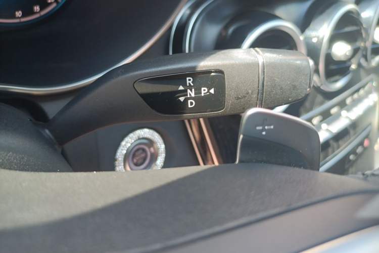 Used Mercedes-Benz C-Class 2020 C 200 L Fashion Edition Sport Version Gear Lever
