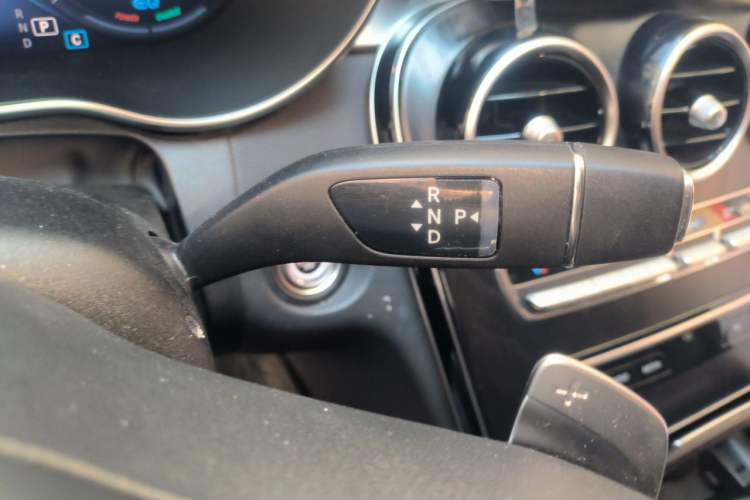Used Mercedes-Benz C-Class 2020 Restyled C 260 L Sport Edition Gear Lever