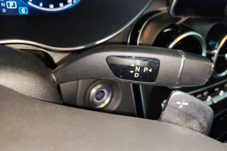 Used Mercedes-Benz C-Class 2020 C 260 L Sport Edition Gear Lever