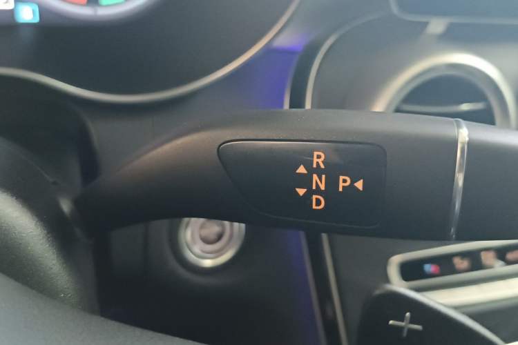 Used Mercedes-Benz C-Class 2020 Facelifted C 260 Estate Gear Lever
