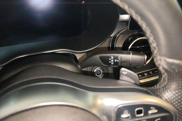Used Mercedes-Benz C-Class 2020 C 260 L Sport Edition Gear Lever