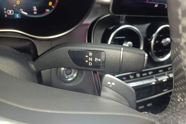 Used Mercedes-Benz C-Class 2020 Restyled C 200 L Fashion Edition Sport Version Gear Lever