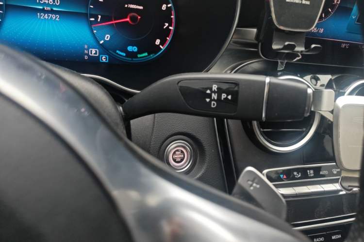 Used Mercedes-Benz C-Class 2020 C 260 L Sport Edition Gear Lever