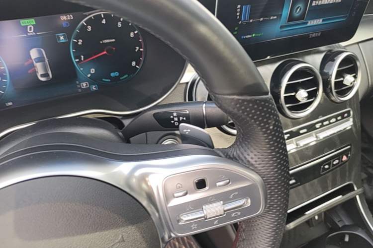 Used Mercedes-Benz C-Class 2020 Restyled C 260 L Sport Edition Gear Lever
