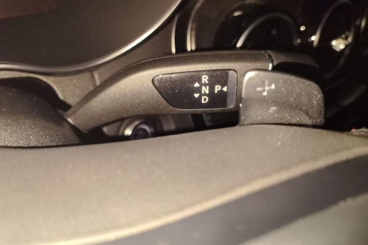 Used Mercedes-Benz C-Class 2020 C 260 L Sport Edition Gear Lever