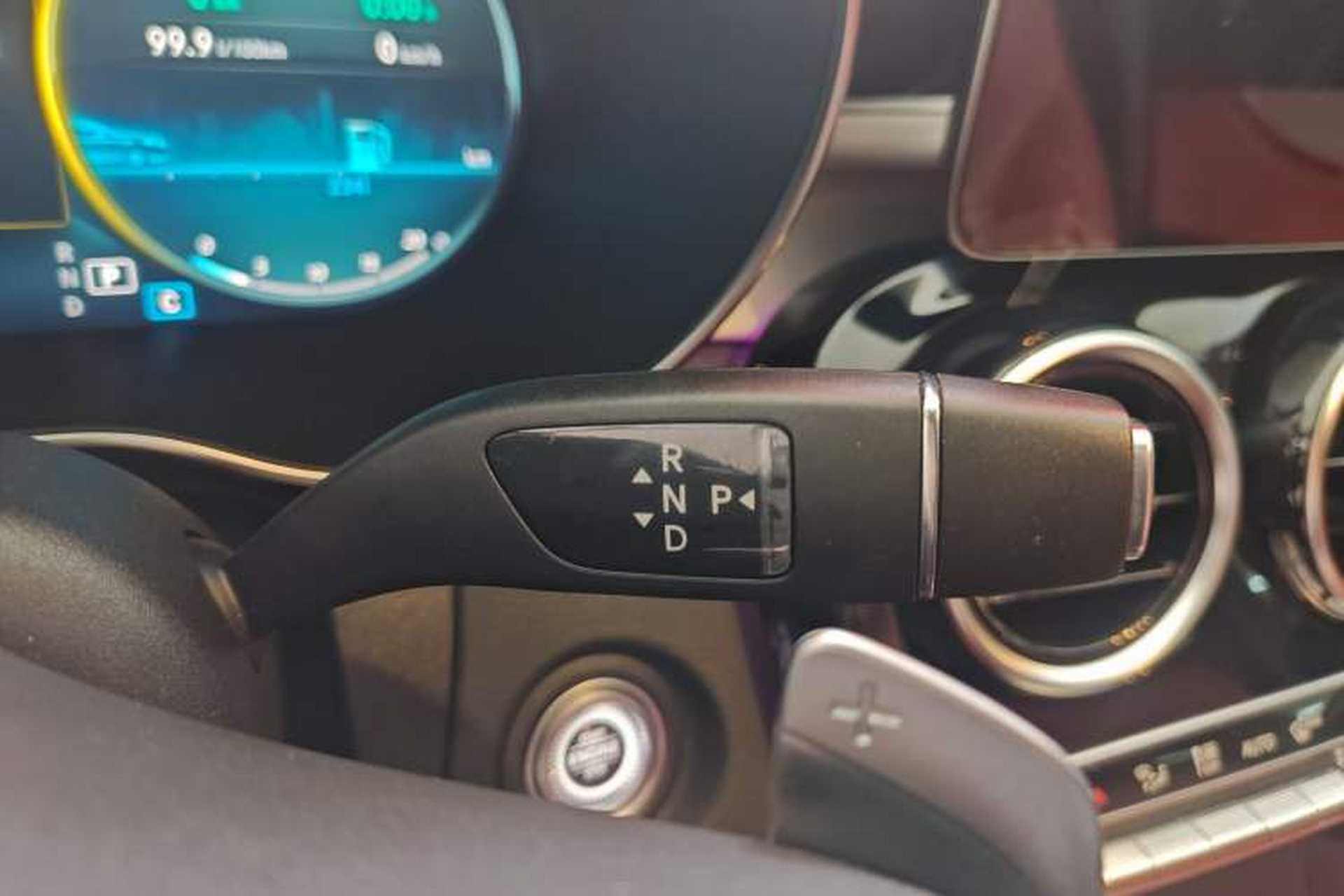 Used Mercedes-Benz C-Class 2020 Restyled C 260 Sport Edition Gear Lever