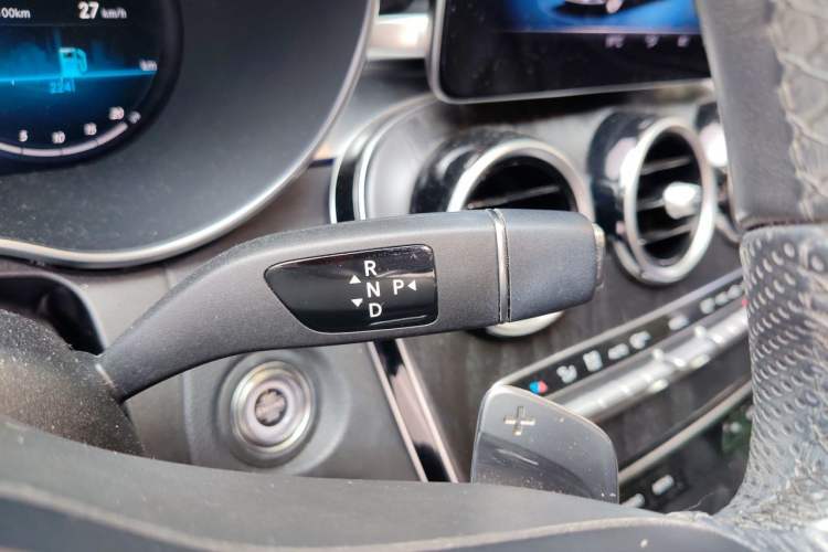 Used Mercedes-Benz C-Class 2020 Restyled C 260 L Sport Edition Gear Lever