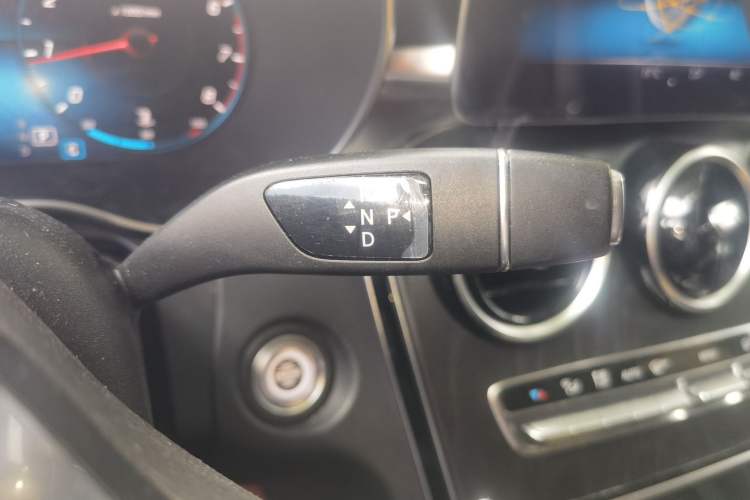 Used Mercedes-Benz C-Class 2020 C 200 L Fashion Edition Sport Version Gear Lever