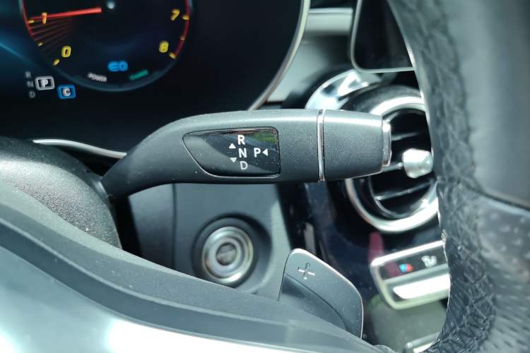 Used Mercedes-Benz C-Class 2020 C 260 Sport Edition Gear Lever