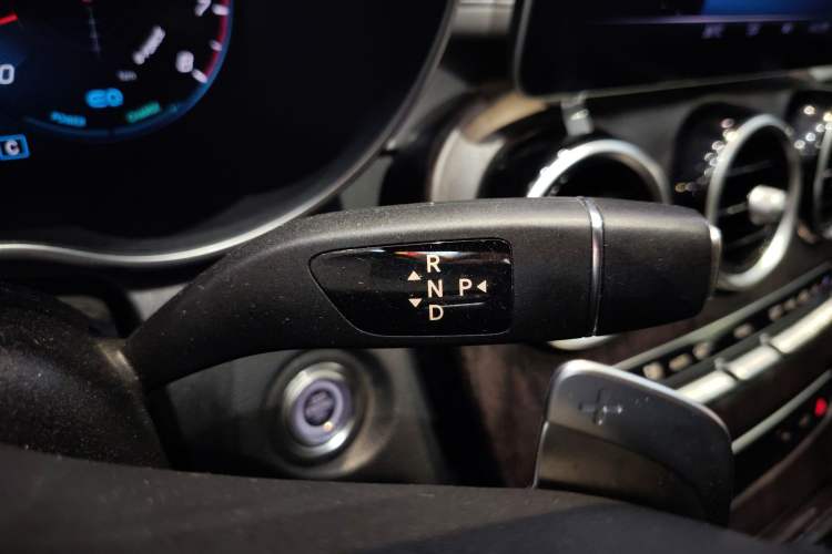 Used Mercedes-Benz C-Class 2020 C 260 Sport Edition Gear Lever