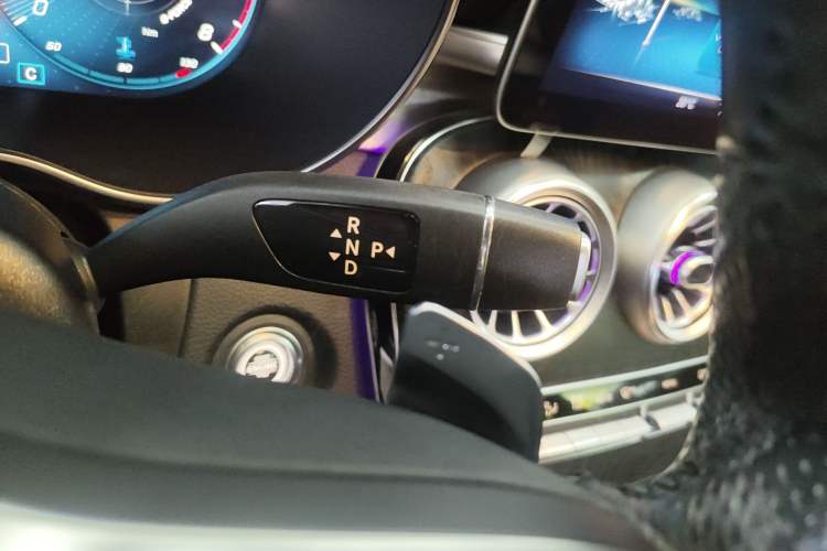 Used Mercedes-Benz C-Class 2020 C 200 Coupe Gear Lever
