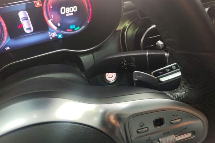 Used Mercedes-Benz C-Class 2020 Restyled C 260 L Sport Edition Gear Lever