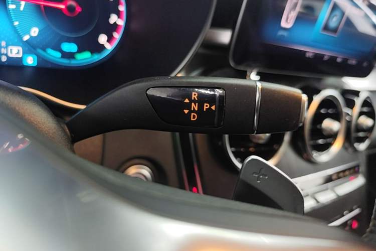 Used Mercedes-Benz C-Class 2020 Restyled C 260 L Sport Edition Gear Lever