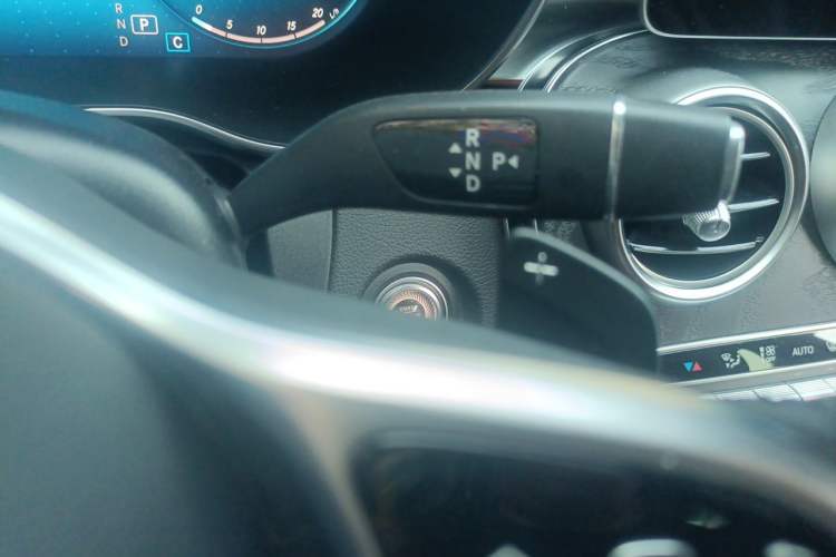 Used Mercedes-Benz C-Class 2020 Facelifted C 260 Estate Gear Lever