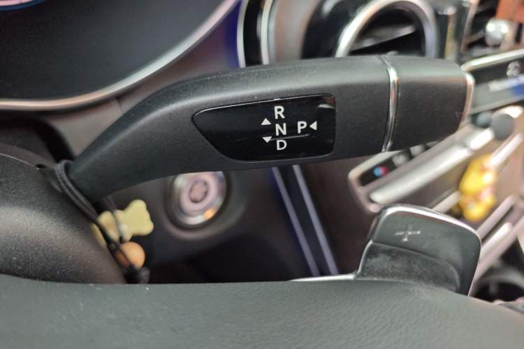 Used Mercedes-Benz C-Class 2020 Restyled C 260 L Sport Edition Gear Lever
