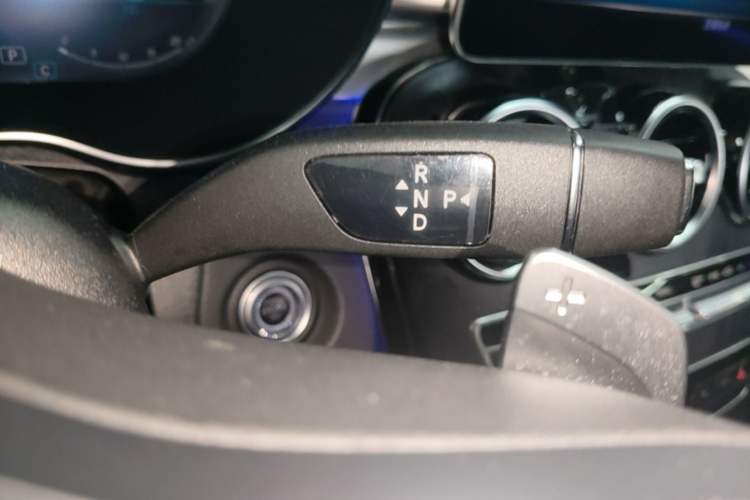 Used Mercedes-Benz C-Class 2020 Restyled C 260 L Sport Edition Gear Lever