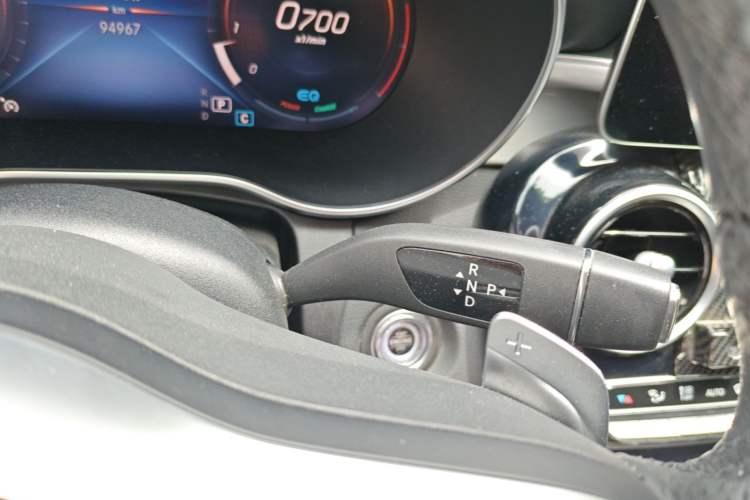 Used Mercedes-Benz C-Class 2020 C 260 Sport Edition Gear Lever