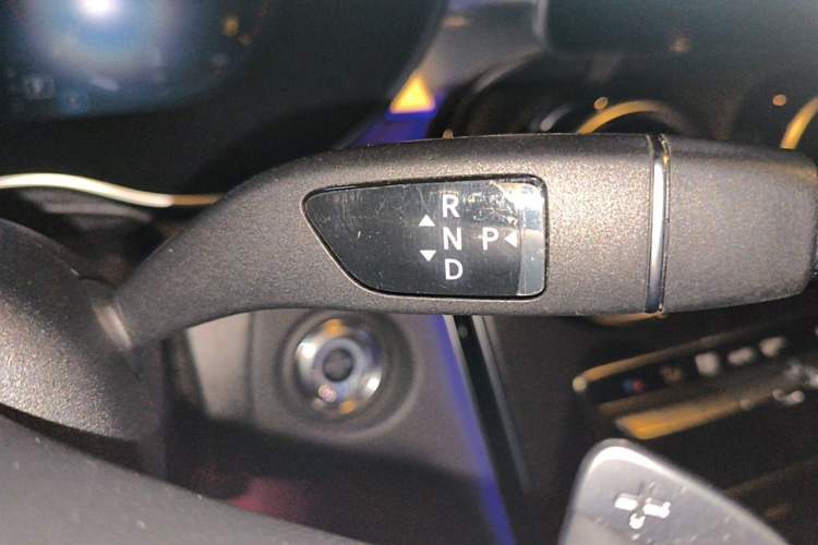 Used Mercedes-Benz C-Class 2020 Restyled C 200 L Fashion Edition Sport Version Gear Lever
