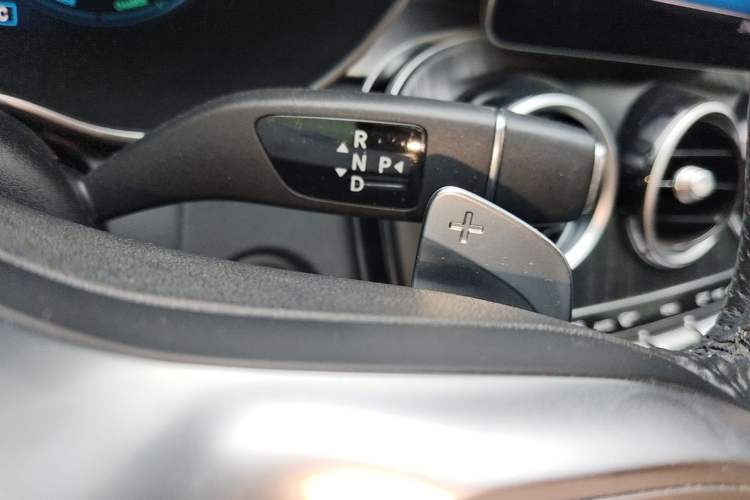 Used Mercedes-Benz C-Class 2020 Restyled C 260 L Sport Edition Gear Lever