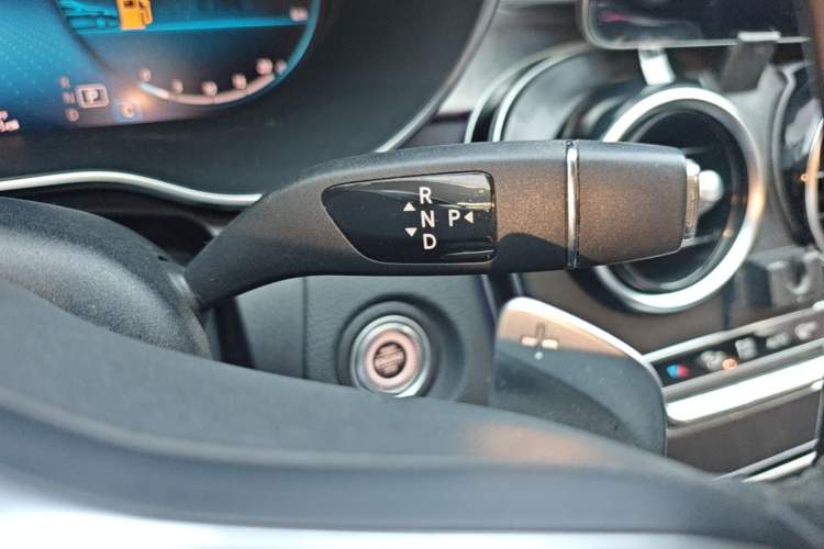 Used Mercedes-Benz C-Class 2020 Restyled C 260 L Sport Edition Gear Lever