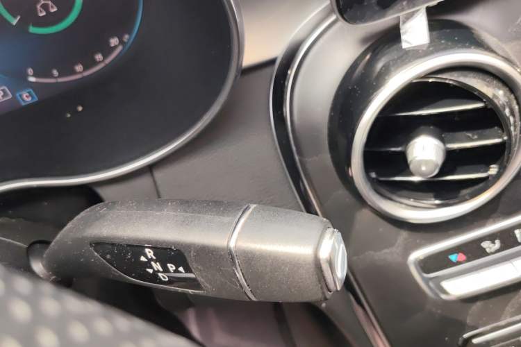 Used Mercedes-Benz C-Class 2020 C 260 L Sport Edition Gear Lever