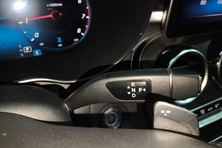 Used Mercedes-Benz C-Class 2020 Restyled C 200 L Fashion Edition Sport Version Gear Lever