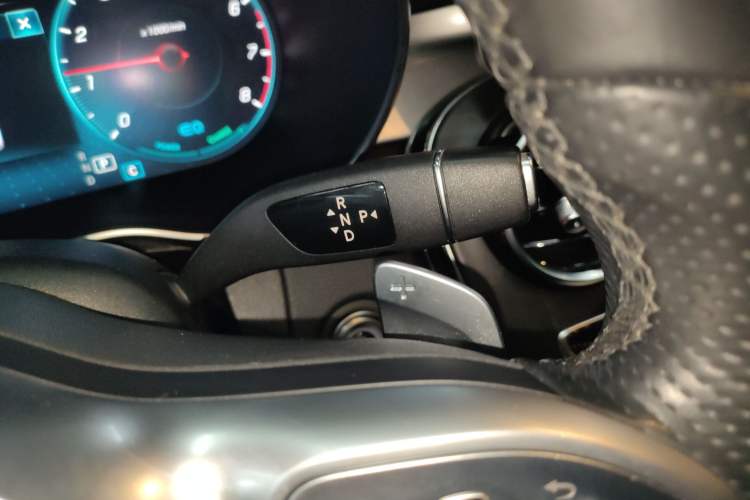 Used Mercedes-Benz C-Class 2020 C 260 L Sport Edition Gear Lever