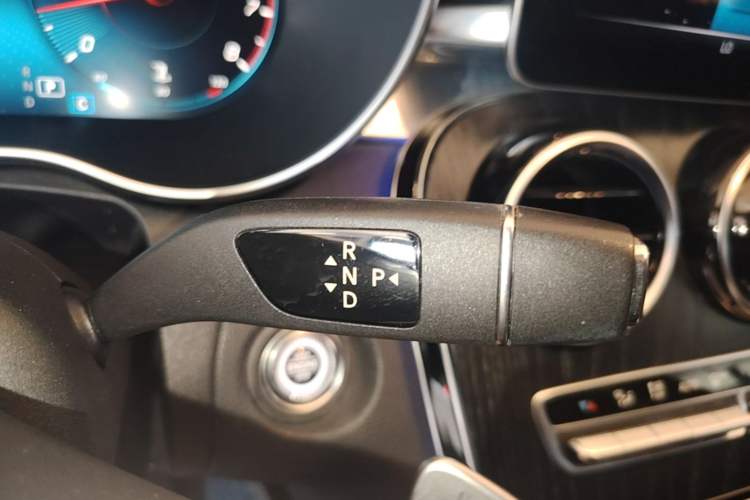 Used Mercedes-Benz C-Class 2020 Restyled C 200 L Fashion Edition Sport Version Gear Lever
