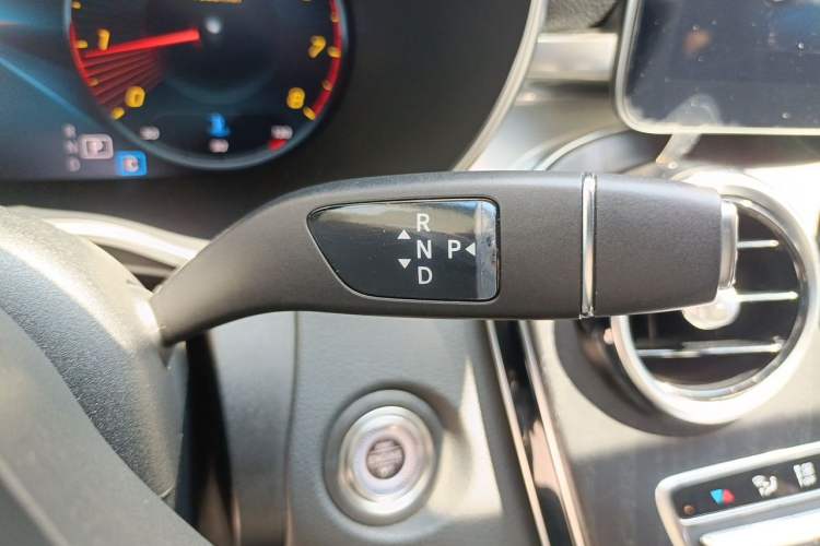 Used Mercedes-Benz C-Class 2020 C 200 L Fashion Edition Sport Version Gear Lever