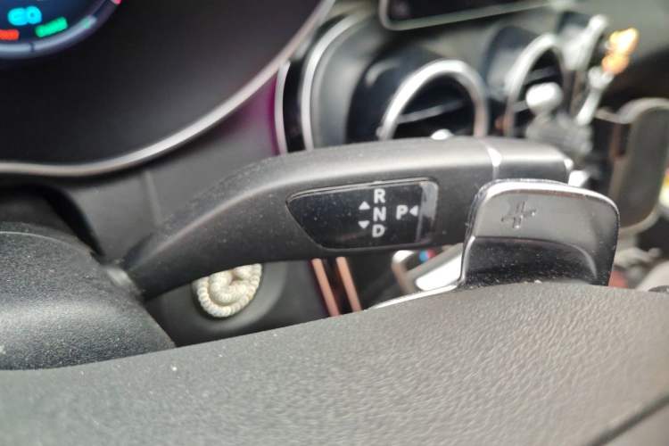 Used Mercedes-Benz C-Class 2020 Restyled C 260 L Sport Edition Gear Lever
