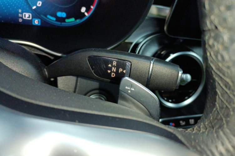 Used Mercedes-Benz C-Class 2020 C 260 L Sport Edition Gear Lever