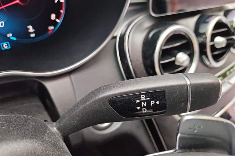 Used Mercedes-Benz C-Class 2020 Restyled C 200 L Fashion Edition Sport Version Gear Lever