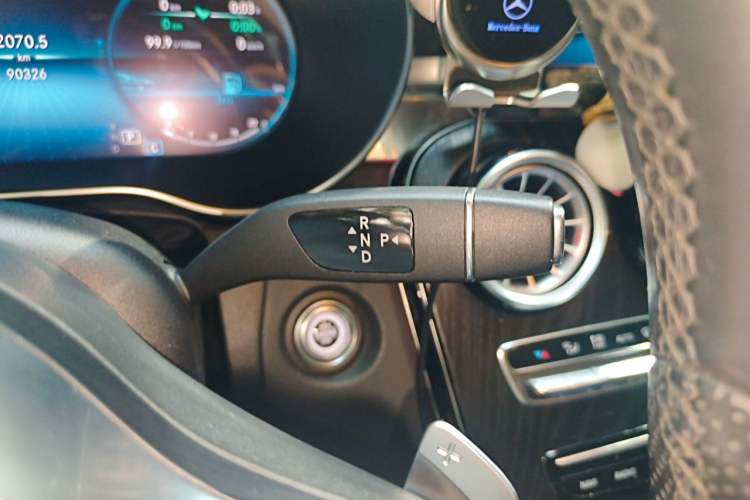 Used Mercedes-Benz C-Class 2020 Restyled C 260 L Sport Edition Gear Lever