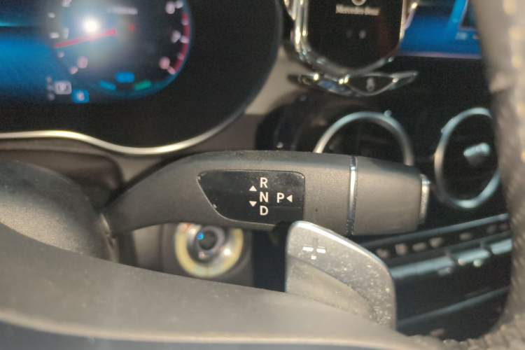Used Mercedes-Benz C-Class 2020 C 260 Sport Edition Gear Lever