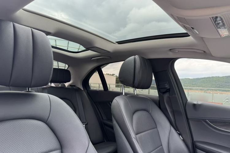 Used Mercedes-Benz C-Class 2020 Restyled C 260 L Sport Edition Headliner