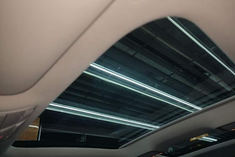 Used Mercedes-Benz C-Class 2020 Restyled C 260 L Sport Edition Headliner