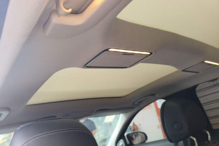 Used Mercedes-Benz C-Class 2020 C 260 L Sport Edition Headliner